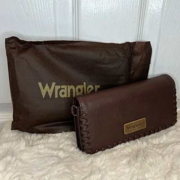 MONTANA WEST WRANGLER WOMEN’S WALLET CLUTCH NWT - Picture 3 of 12